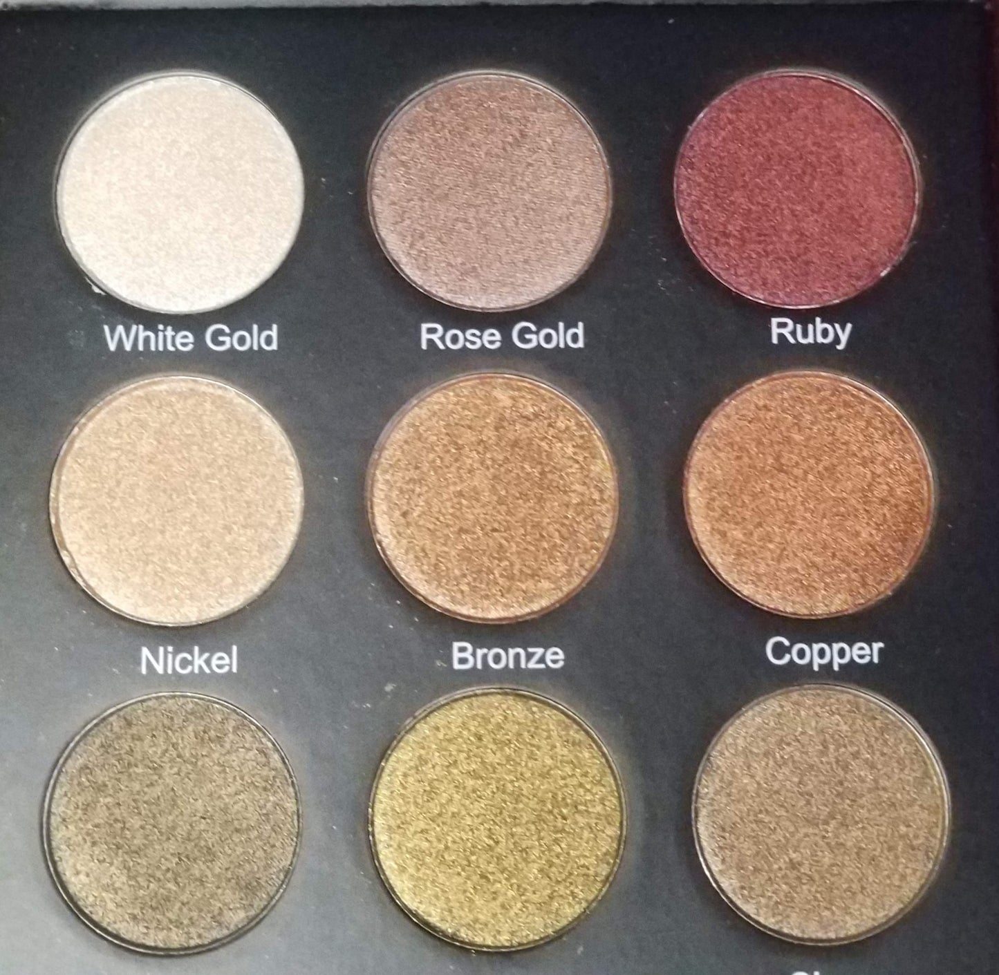 Purple Ladies™ Golden Eyeshadow Palette